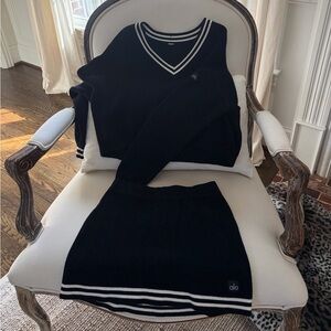 ALO Yoga Black Skirt Set with White Trim
